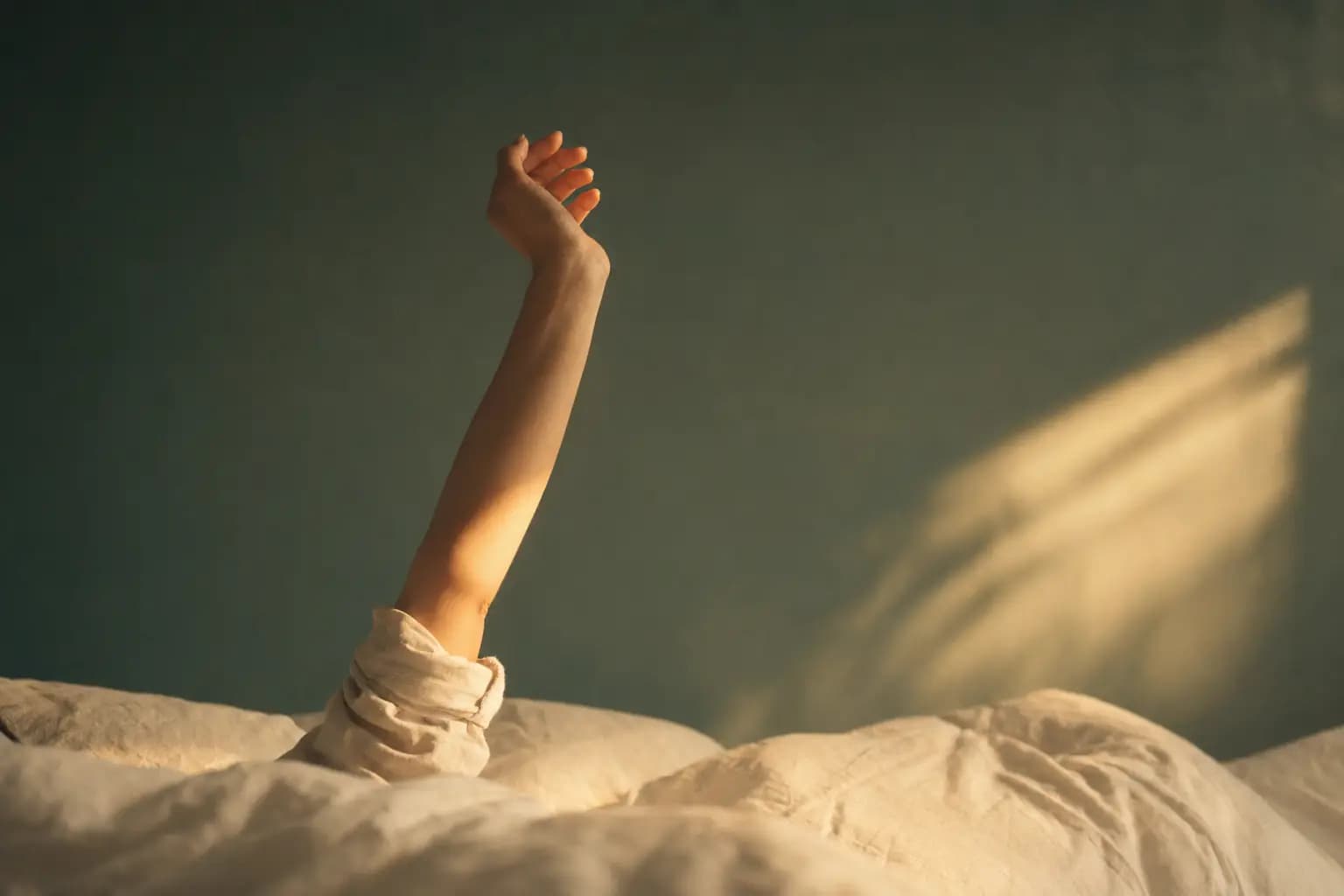 Apnea in those who don't snore — the invisible female form